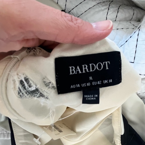 Anthropologie Bardot Citron Halter Midi Dress Size 10 NWT / Flawed* - Picture 16 of 16